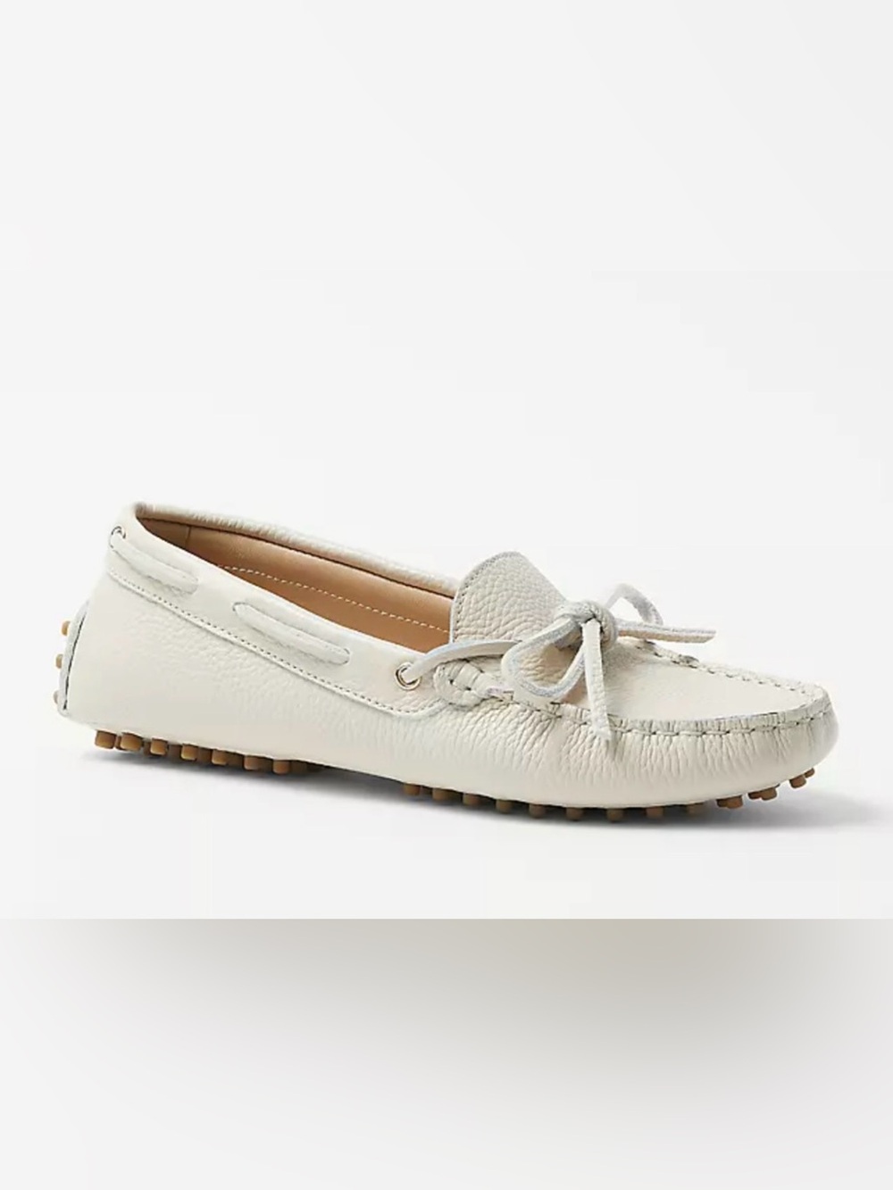 NEW ANN TAYLOR AT WEEKEND IVORY LEATHER DRIVING MOCCASINS FLATS SHOES SZ 7